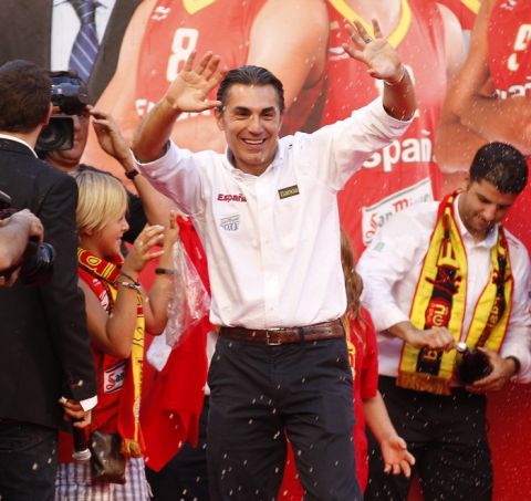 CELEBRACION DE LA SELECCION ESPAÑOLA DE BALONCESTO CAMPEONA DE EUROPA EN LA PLAZA DE CALLAO